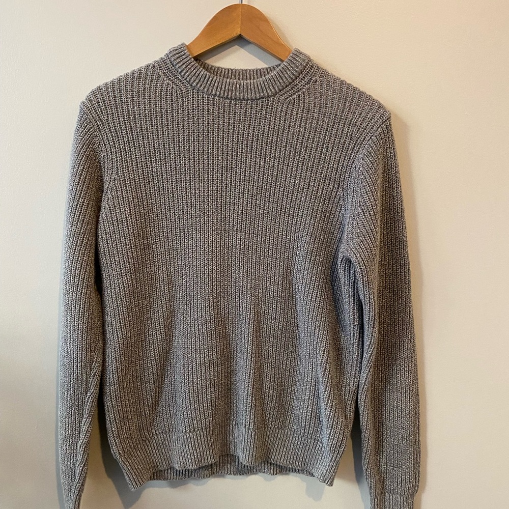 Men’s Uniqlo ribbed crewneck sweater